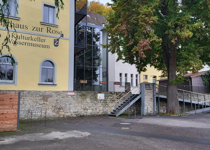 Gasthaus Zur Rose, Peruanisches Restaurant Und Franzoesisches Cafe